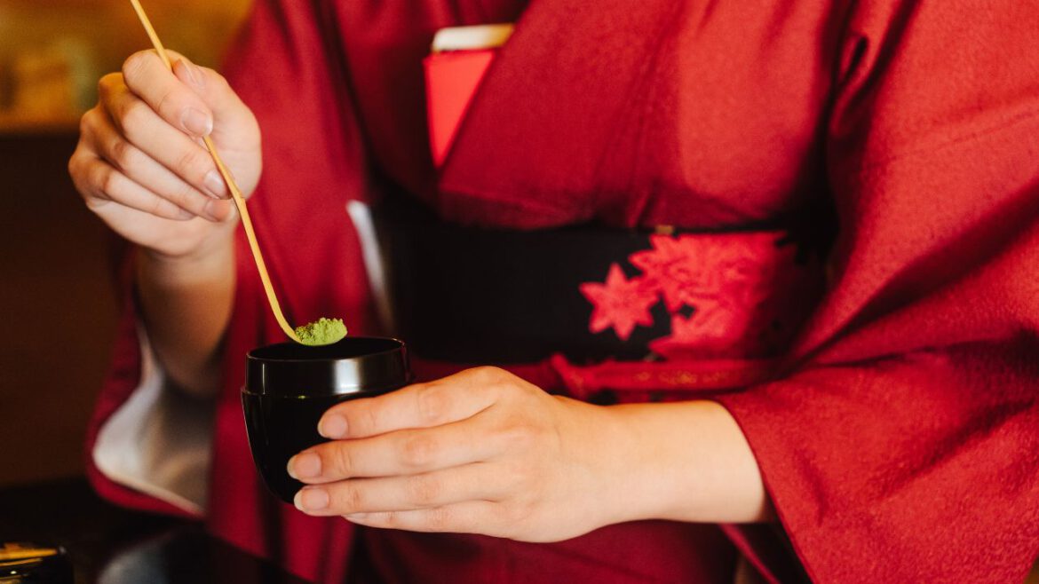Podróż do serca Japonii: historia i tradycja matcha według Ouritsu Matcha