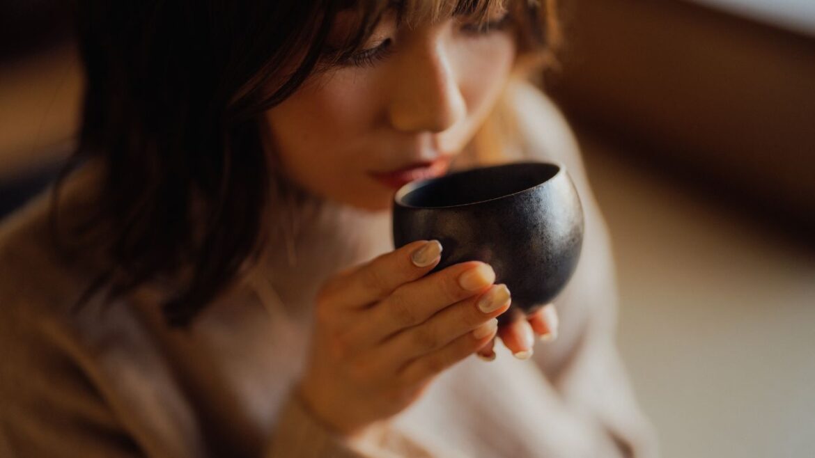 5 powodów, dla których warto pić Senchę codziennie - zdrowotne korzyści z picia japońskiej herbaty